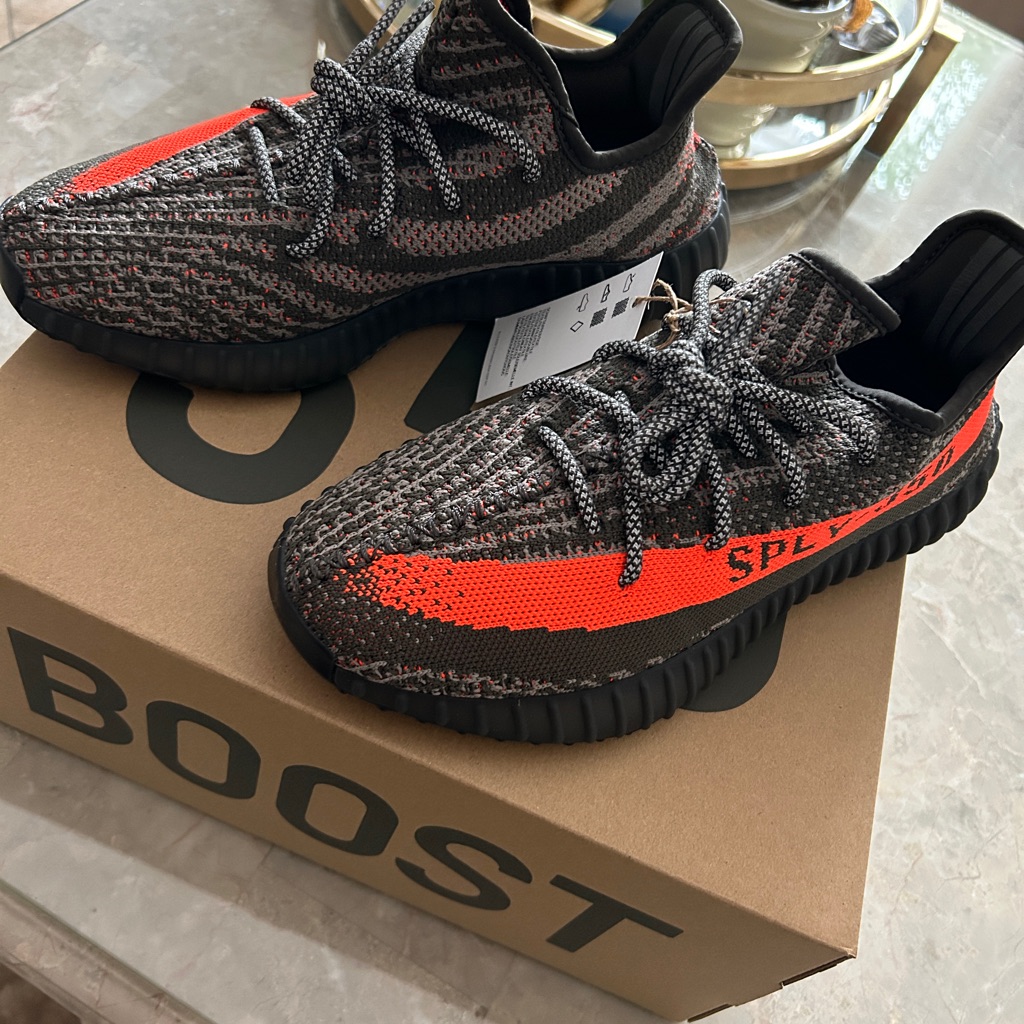 Adidas Yeezy 350 Boost V2
